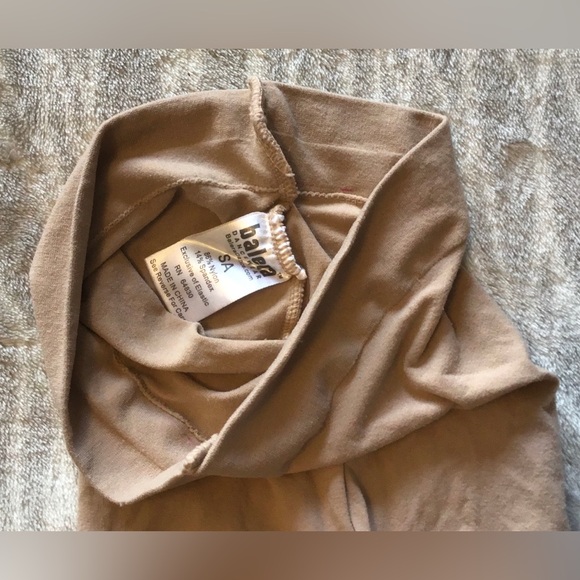 🌟🌟 Nylon/Spandex Tan Dance Tights 🌟🌟 - Picture 8 of 9